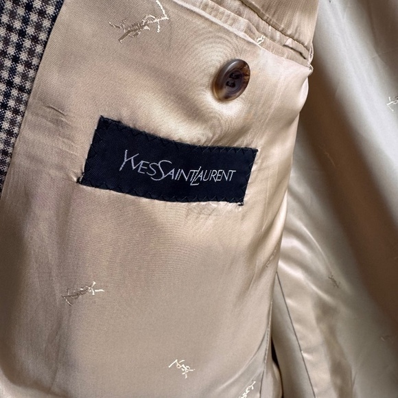 Yves Saint Laurent Tan Checkered Blazer - Picture 4 of 9